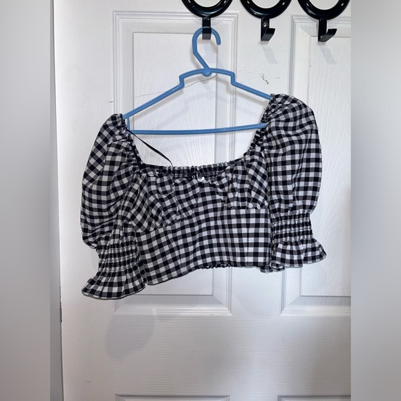 New Sweetheart neckline crop top - Picture 3 of 6
